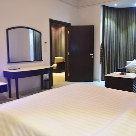 Al Tayyar Suites & Hotel Apartments - Эр-Рияд Экстерьер фото